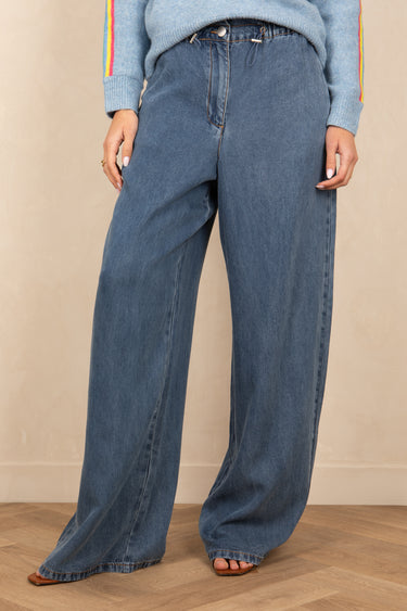 Jean Sylvie Bleu BLEU